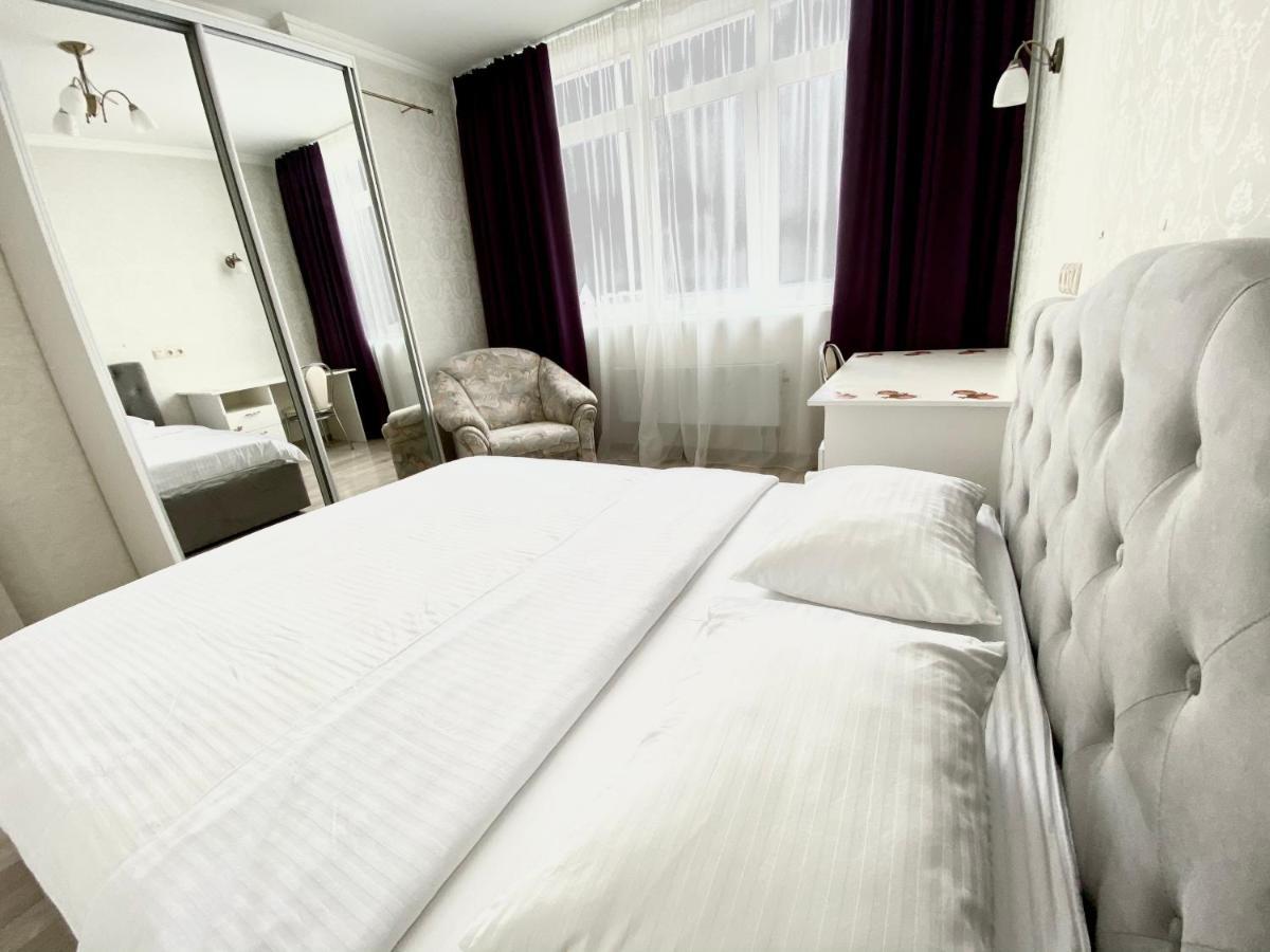 Apartments With Dnipro View Kiev Buitenkant foto